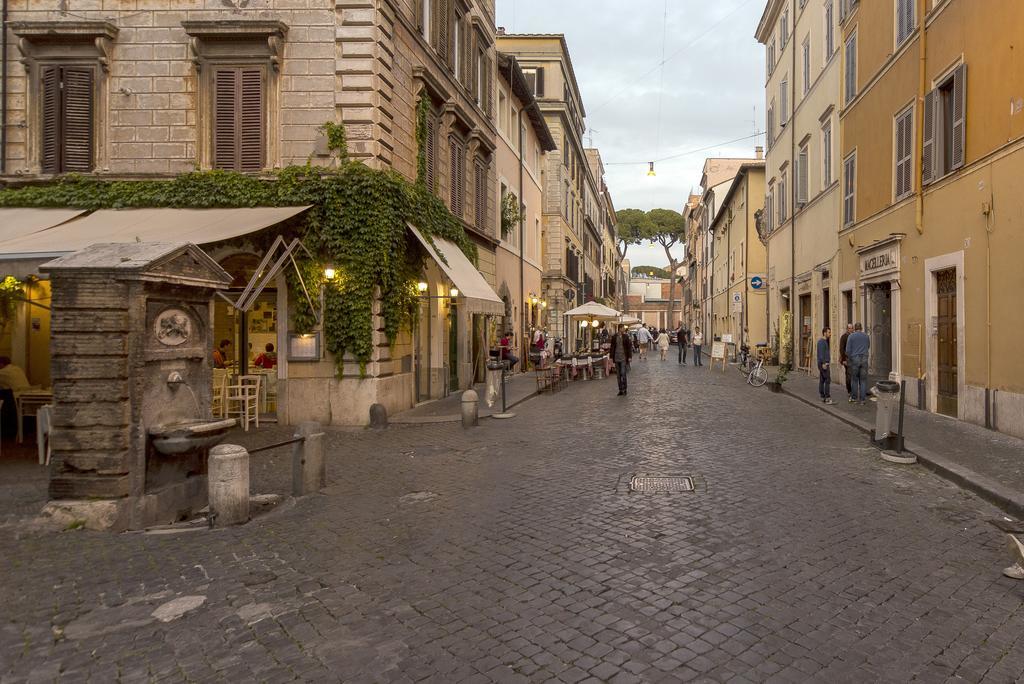 La Porta Rossa Di Borgo - Vatican Luxury Suite Рим Екстер'єр фото