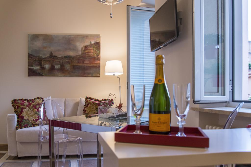 La Porta Rossa Di Borgo - Vatican Luxury Suite Рим Екстер'єр фото